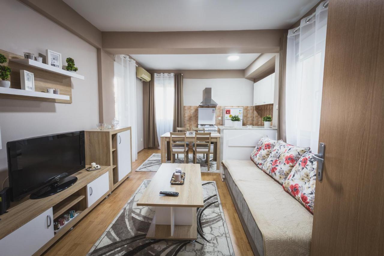Axios Apartment เกฟเกลียา ภายนอก รูปภาพ